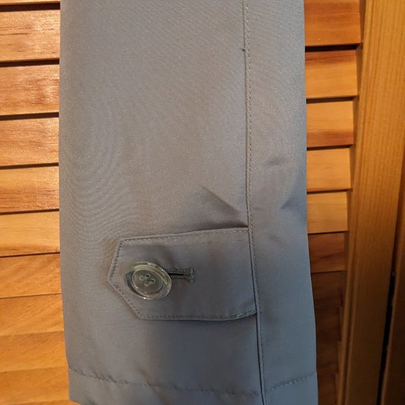 Manteau (Trench coat) - Picture 6 of 6